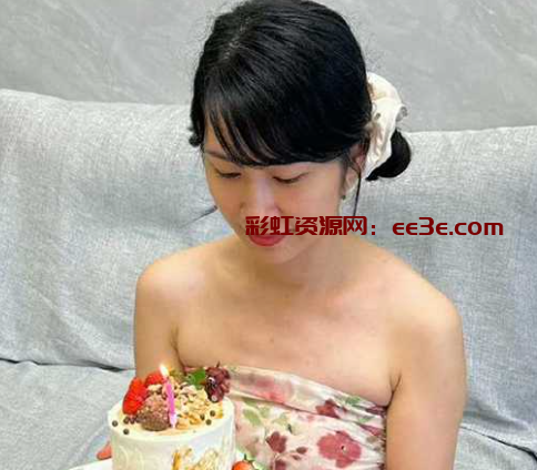 广东极品少妇林嘉玲外表优雅端庄 私下黑丝高跟勾人