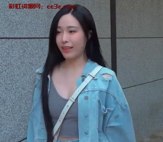 台湾美女 艾悠 第一视角拍摄温泉私拍