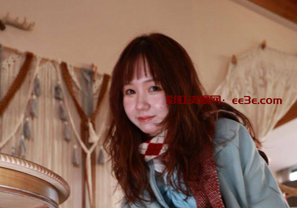 重庆工商大学张琪 经济学院嫩妹女神 却偷偷给大叔当小三 在校外被包养