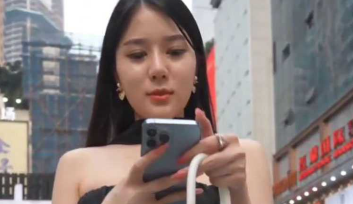 商场极品短裙小姐姐