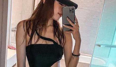 湾湾长腿反差 高颜值拜金女 身材纤细美腿翘臀 被金主爸爸