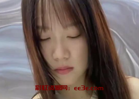 超级清纯的娇嫩小学妹 为摄影师