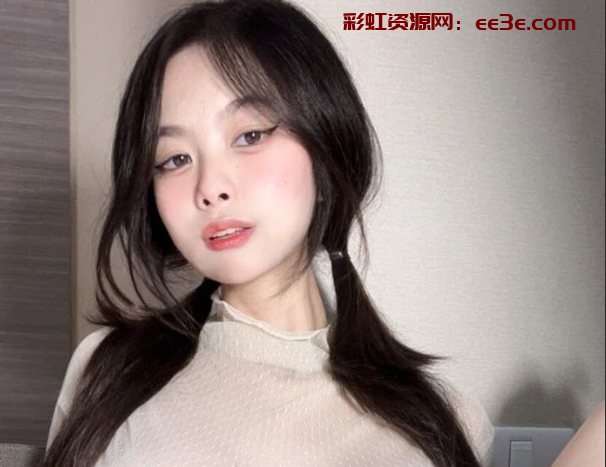 推特极品颜值反差1 Aokialice 私定福利视频 萝莉露脸自玩