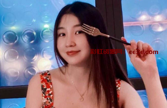 深圳丰满的人妻少妇 张奇凡 视频曝光 微胖身材喜欢在公共场合