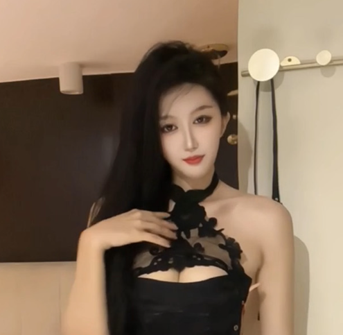 抖音40w粉丝网红 希希 1诱惑私拍