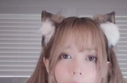 人气萝莉网红 绯红小猫 COS女仆小猫咪大战水晶