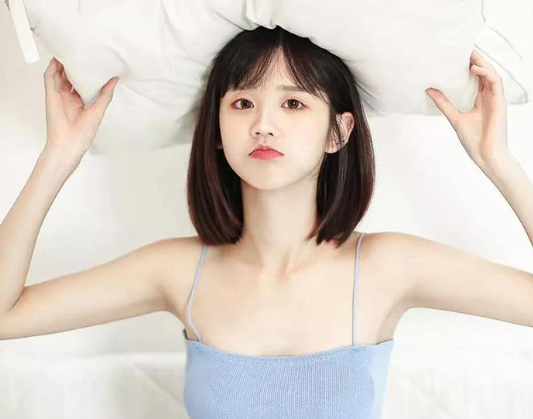 抖音纯欲天花板 井川里予 和渣男同居放飞自我