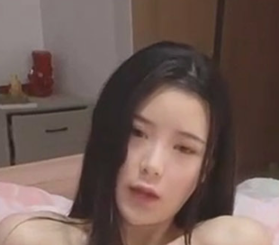 高颜值长腿女神 完美身材性感尤物 浴室