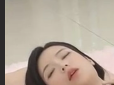 高颜值长腿女神 完美身材性感尤物 浴室
