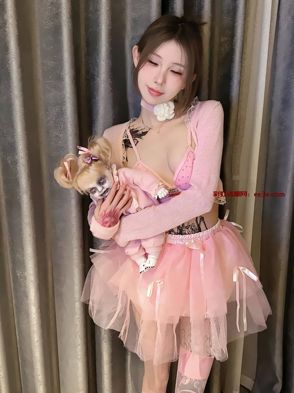 北京.司藤小姐家? ?  网红博主，硬5，兼职短開      抖音-百万粉丝  ?     气质优雅肤白貌美 高端大气无风尘     极品纯御高白纯美女〰️〰️〰️     新人兼职给您初恋般的感觉❤️     • ??????身高/170           • ??????体重/92     • ????胸围/真实D          •  Age年龄/05年                             性格超好   待客如初恋            短暂停留 高素质 高谈吐 翘臀 马甲线三点粉  有纹身，??，照片视频本人假赔，自带豪华工作室