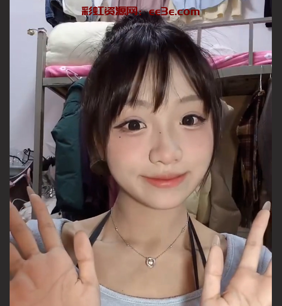 我是奶气草莓 女儿为了不让我和她妈离婚 将她的第一次