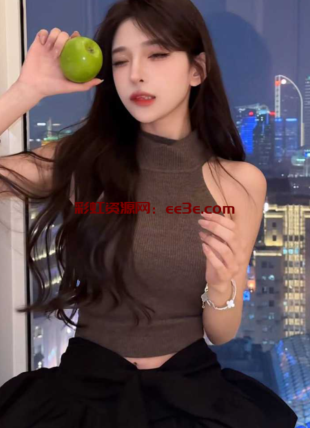 抖音超600万粉丝超级博主 夜刀神狗 早年竟是福利姬 评论区被彻底攻陷全是粉丝求片 大量和服