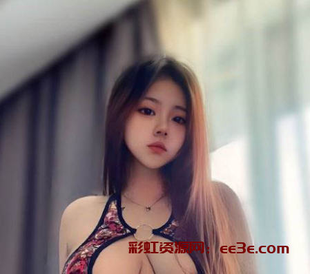 极品巨乳反差 板烧鸭鸭 私拍合集流出