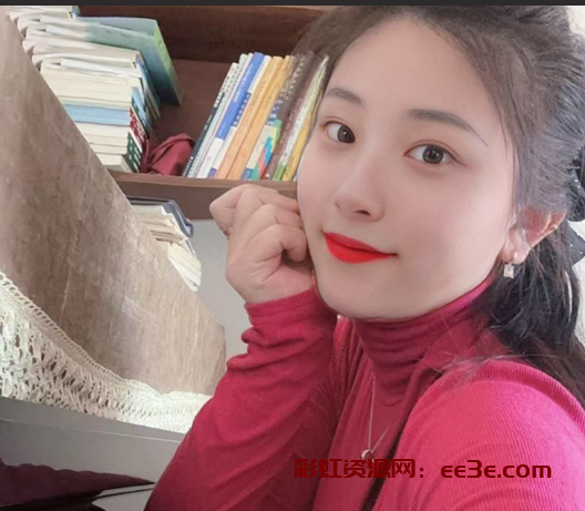 怀化老师 吕妍菲 人民教师化身