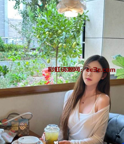 云南清纯美女 十三妖 视频曝光 深情